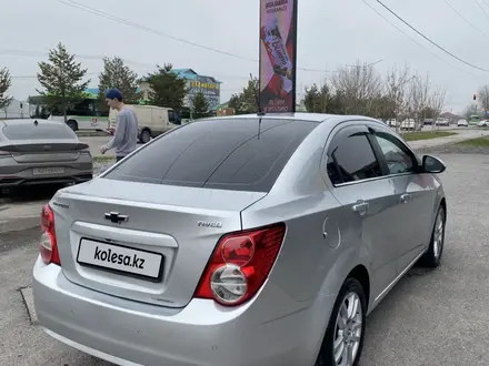Chevrolet Aveo 2015 года за 3 600 000 тг. в Алматы – фото 4