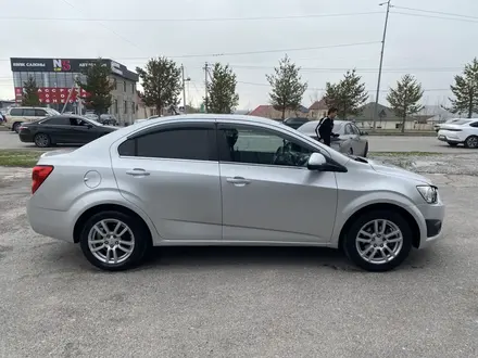 Chevrolet Aveo 2015 года за 3 600 000 тг. в Алматы – фото 3