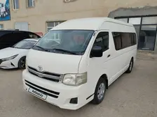 Toyota HiAce, 2011
