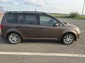 Volkswagen Touran 2012 годаfor6 200 000 тг. в Астана – фото 8