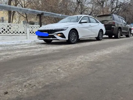 Hyundai Elantra 2024 года за 11 000 000 тг. в Уральск – фото 4