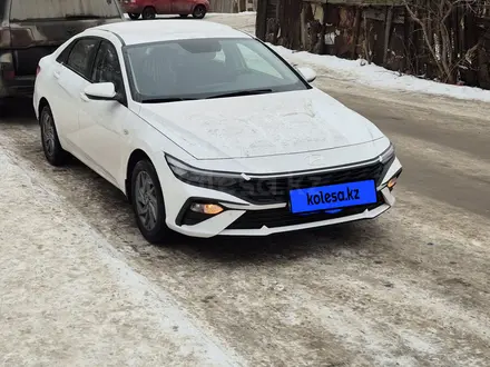 Hyundai Elantra 2024 года за 11 000 000 тг. в Уральск – фото 5