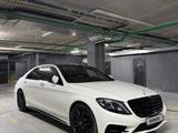 Mercedes-Benz S 500 2014 года за 25 000 000 тг. в Астана