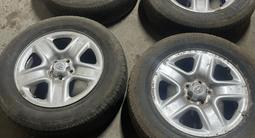 Комплект дисков с резиной за 120 000 тг. в Астана