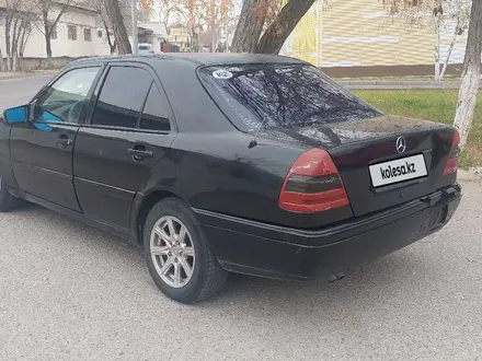 Mercedes-Benz C 180 1993 года за 1 000 000 тг. в Тараз – фото 3