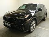 Toyota Highlander 2023 годаүшін35 000 000 тг. в Актобе – фото 4