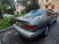 Toyota Camry 1998 годаfor3 300 000 тг. в Алматы – фото 2