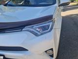 Toyota RAV4 2017 годаүшін13 000 000 тг. в Аксай – фото 2