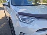 Toyota RAV4 2017 годаүшін13 000 000 тг. в Аксай – фото 3