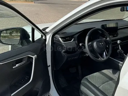 Toyota RAV4 2024 года за 16 500 000 тг. в Актау – фото 4