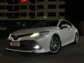 Toyota Camry 2018 года за 13 100 000 тг. в Алматы