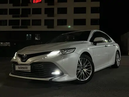 Toyota Camry 2018 года за 13 100 000 тг. в Алматы