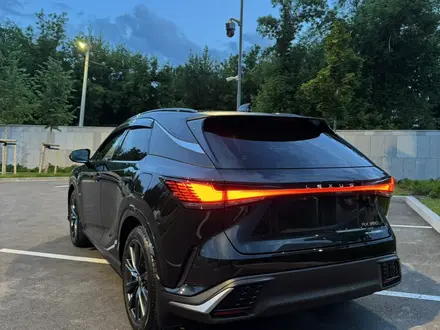 Lexus RX 350 2023 года за 35 000 000 тг. в Алматы – фото 4