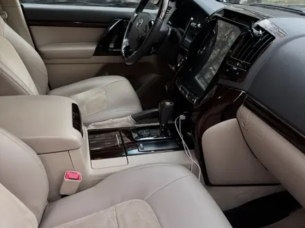 Toyota Land Cruiser 2013 года за 19 800 000 тг. в Алматы – фото 17