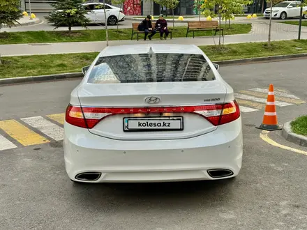 Hyundai Grandeur 2014 года за 7 950 000 тг. в Алматы – фото 14