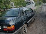 Volkswagen Passat 1992 годаfor900 000 тг. в Караганда – фото 2