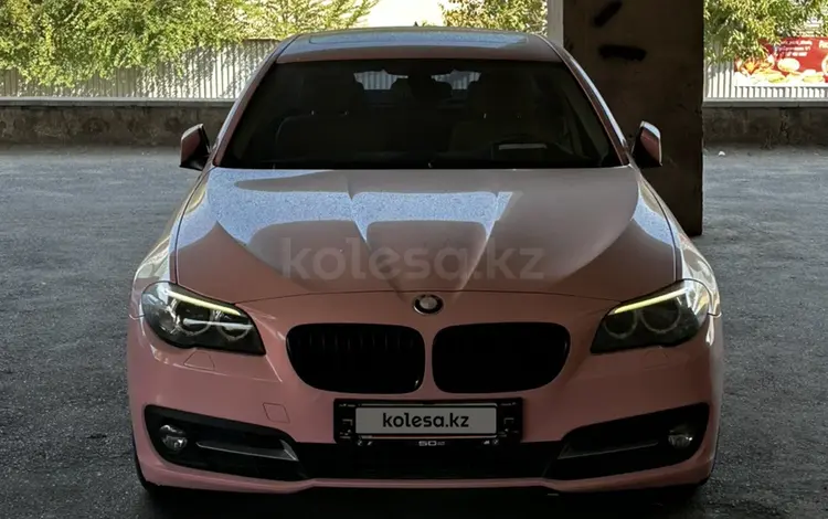 BMW 520 2014 года за 8 300 000 тг. в Алматы