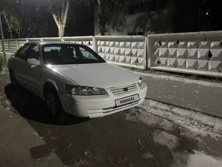 Toyota Camry 1998 года за 3 200 000 тг. в Павлодар – фото 3