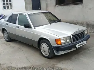 Mercedes-Benz 190, 1988