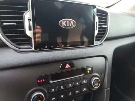 Kia Sportage 2017 года за 9 000 000 тг. в Алматы – фото 22