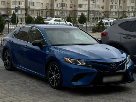 Toyota Camry 2019 года за 10 000 000 тг. в Актау – фото 2