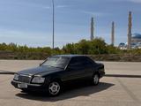 Mercedes-Benz E 220 1995 года за 2 700 000 тг. в Астана – фото 2
