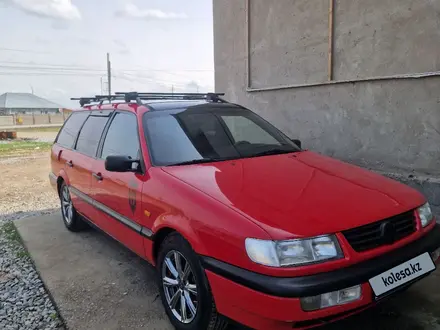 Volkswagen Passat 1995 года за 1 850 000 тг. в Шымкент