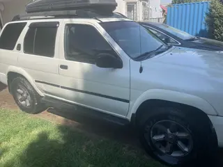 Nissan Pathfinder, 2003