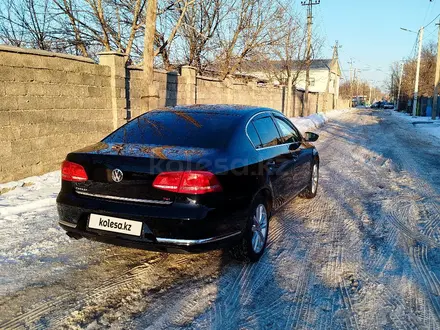 Volkswagen Passat 2012 года за 5 900 000 тг. в Шымкент – фото 6