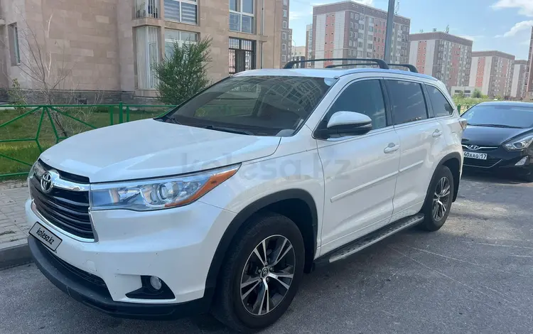 Toyota Highlander 2016 годаfor12 500 000 тг. в Шымкент