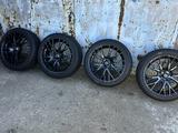 Комплект дисков с резиной за 520 000 тг. в Кокшетау