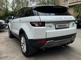 Land Rover Range Rover Evoque 2014 года за 11 750 000 тг. в Алматы – фото 4