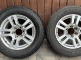 2 колеса. Прадо 150.6x139.7. Toyota запаски за 80 000 тг. в Алматы