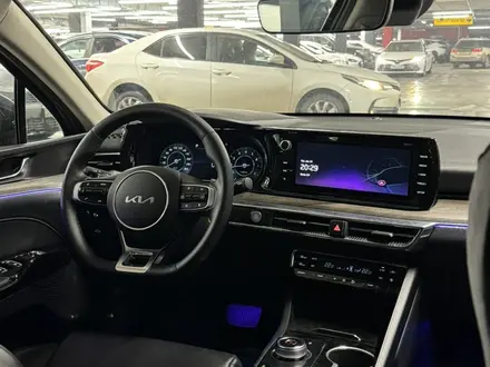 Kia K5 2022 года за 11 700 000 тг. в Алматы – фото 7