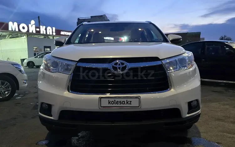 Toyota Highlander 2014 года за 10 800 000 тг. в Атырау