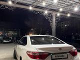 Toyota Camry 2015 годаfor10 000 000 тг. в Шымкент – фото 2