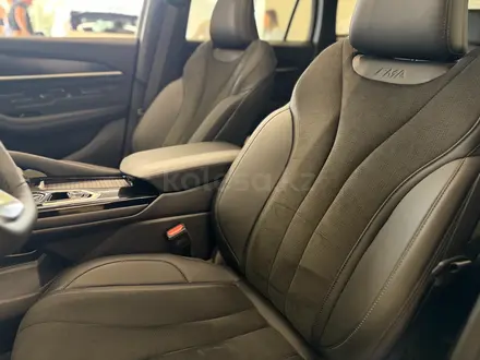 Geely Monjaro Flagship 2025 года за 16 490 000 тг. в Павлодар – фото 12