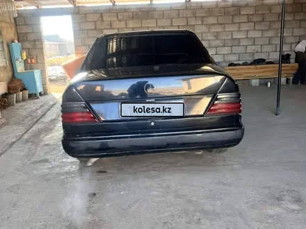 Mercedes-Benz E 200 1989 года за 1 700 000 тг. в Алматы – фото 9