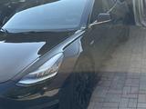 Tesla Model 3 2018 года за 15 000 000 тг. в Алматы – фото 2