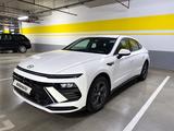 Hyundai Sonata 2024 годаүшін11 800 000 тг. в Астана – фото 4