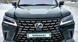 Lexus LX 570 2017 года за 50 000 000 тг. в Астана