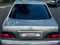 Mercedes-Benz E 320 1999 года за 5 600 000 тг. в Алматы – фото 4