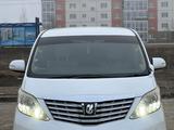 Toyota Alphard 2010 года за 7 300 000 тг. в Уральск