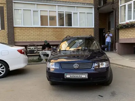Volkswagen Passat 1999 года за 2 500 000 тг. в Уральск – фото 2