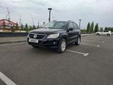 Volkswagen Tiguan 2008 года за 4 800 000 тг. в Петропавловск – фото 2