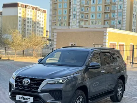 Toyota Fortuner 2022 года за 18 800 000 тг. в Актау – фото 3