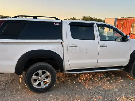 Toyota Hilux 2013 года за 10 200 000 тг. в Алматы – фото 3