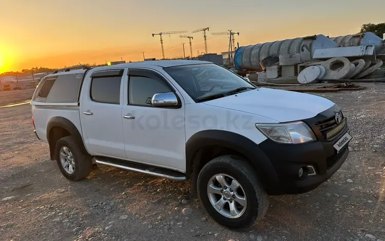 Toyota Hilux 2013 годаүшін10 200 000 тг. в Алматы