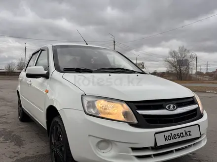ВАЗ (Lada) Granta 2190 2013 года за 1 850 000 тг. в Петропавловск – фото 2