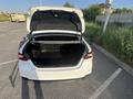 Toyota Camry 2018 года за 11 500 000 тг. в Шымкент – фото 14